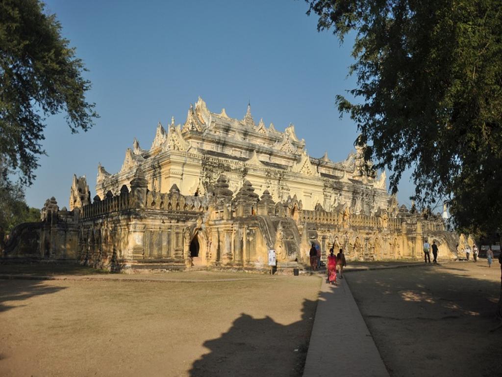Tiger One Hotel Mandalay Exterior photo