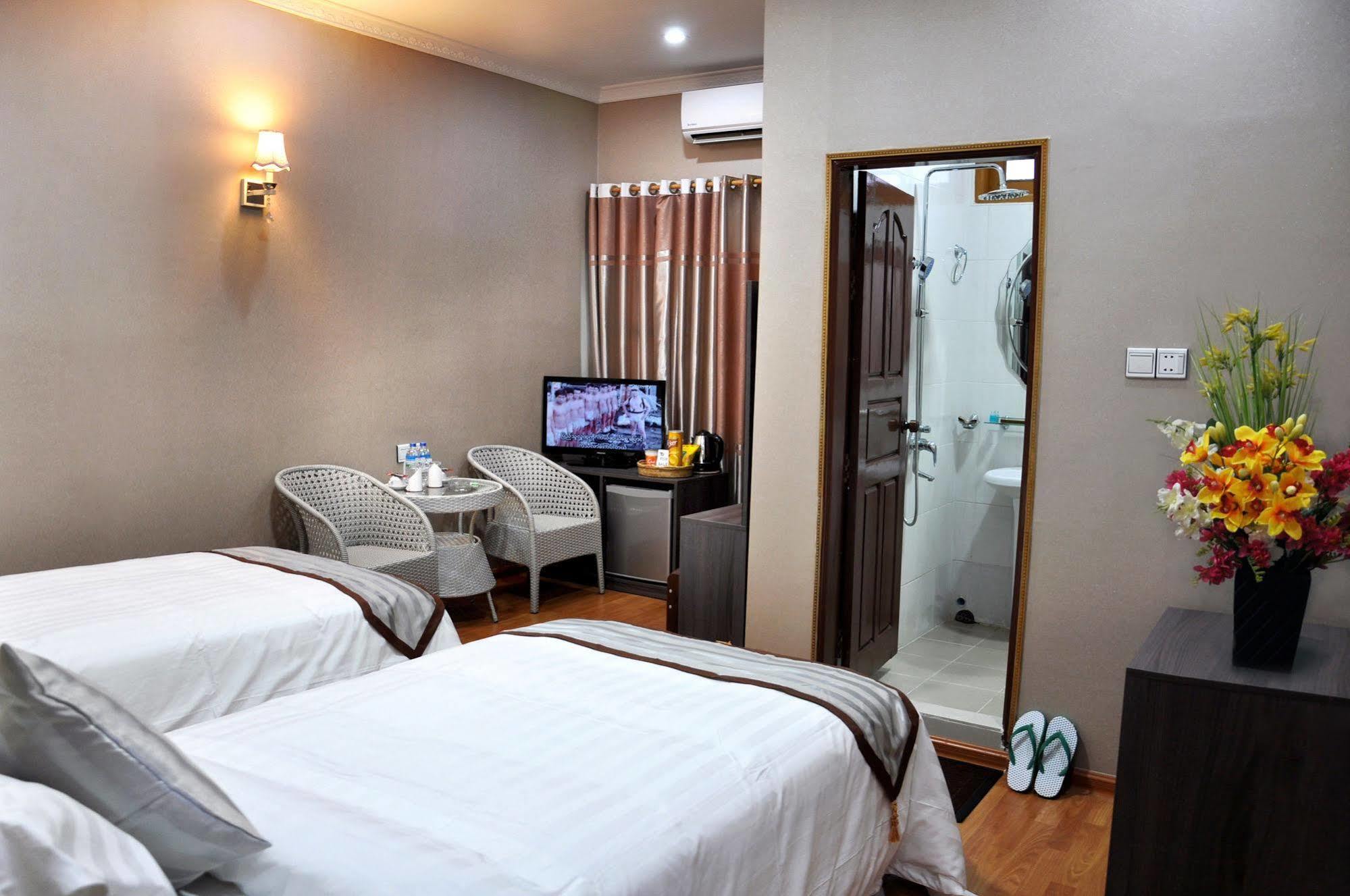 Tiger One Hotel Mandalay Exterior photo