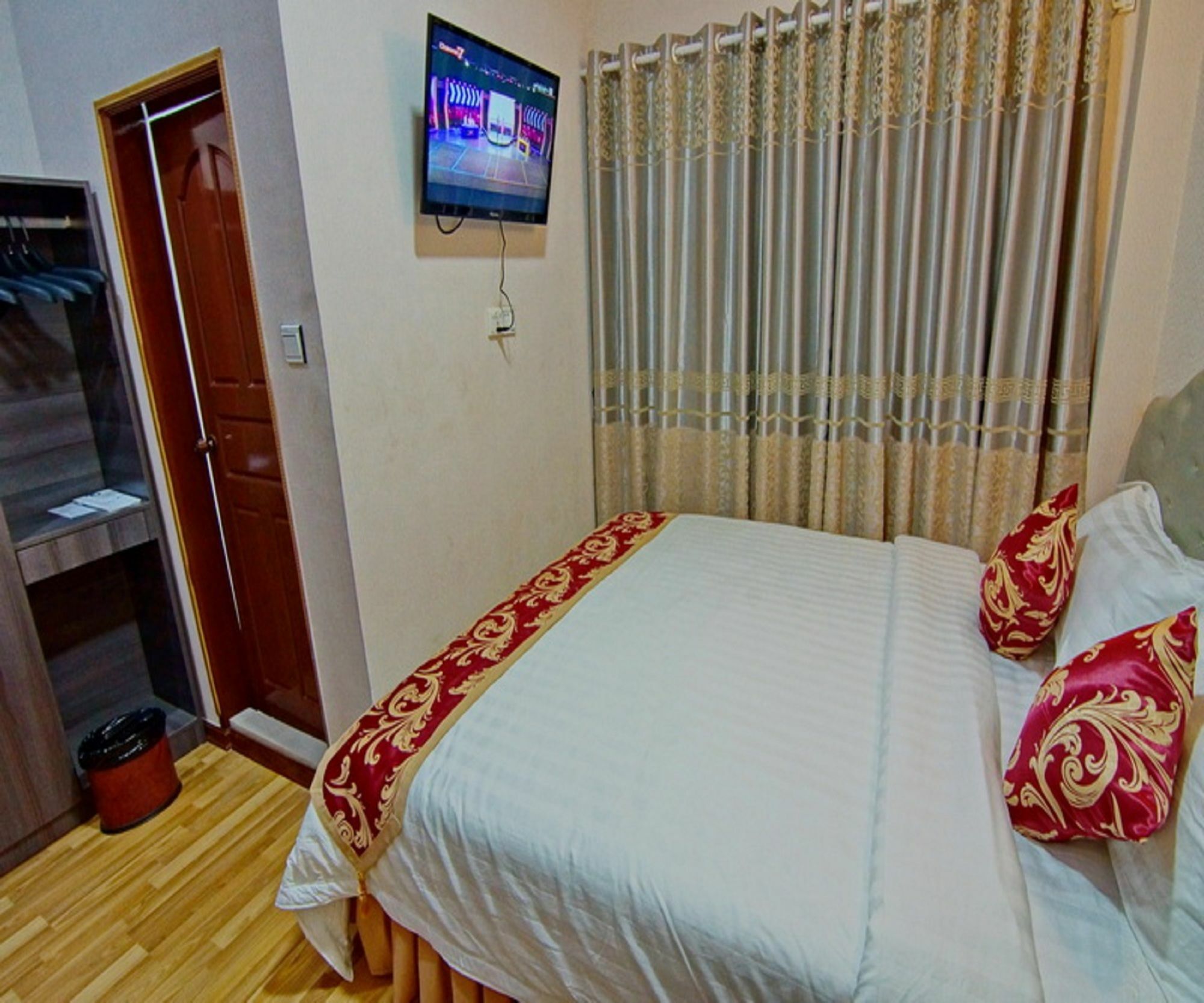 Tiger One Hotel Mandalay Exterior photo